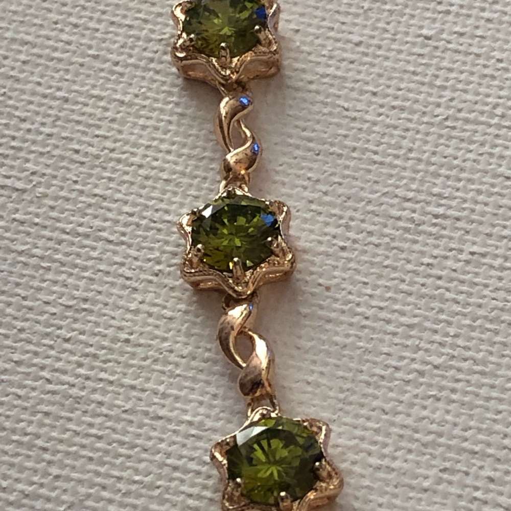 Gold-Tone Bracelet with Olive Green Crystal Accents